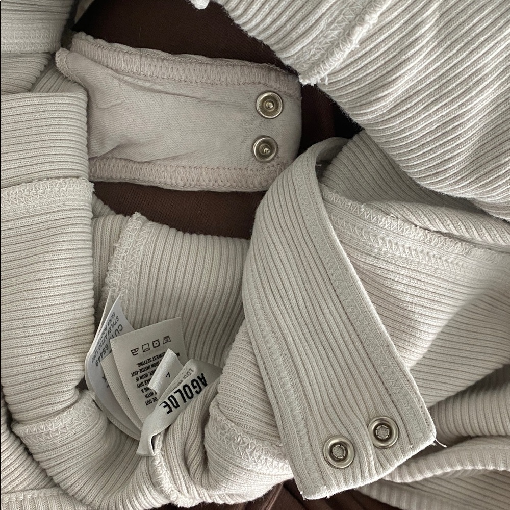 🎈 AGOLDE - Elna Bodysuit in Spoon! - Picture 14 of 14
